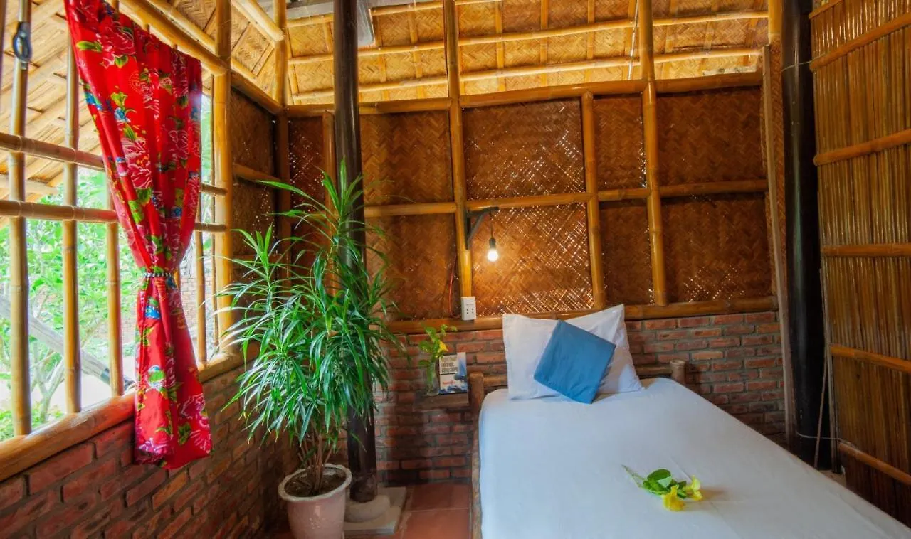 Tra Que Flower Homestay Hoi An 0*,  Vietnam