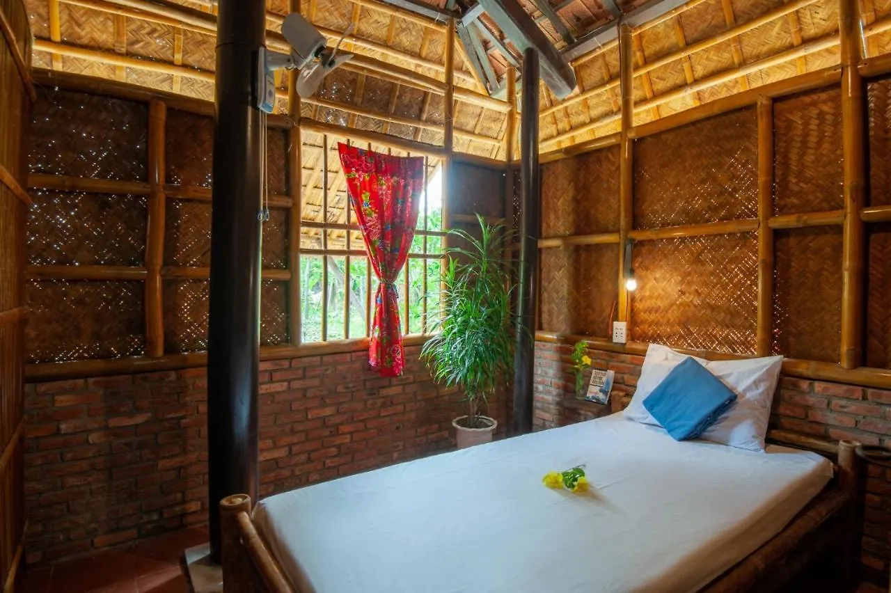 Tra Que Flower Homestay Hoi An Vietnam